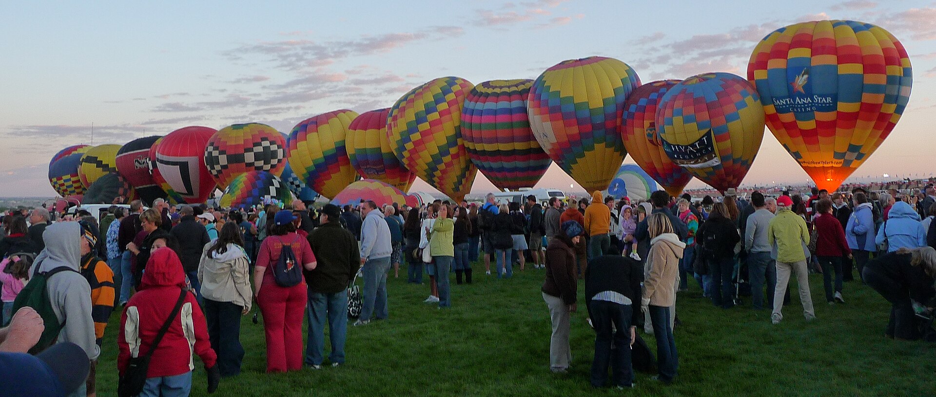 Mass ascension at dawn during the Albuquerque International Balloon Fiesta