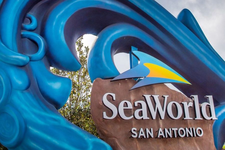 SeaWorld San Antonio park grounds