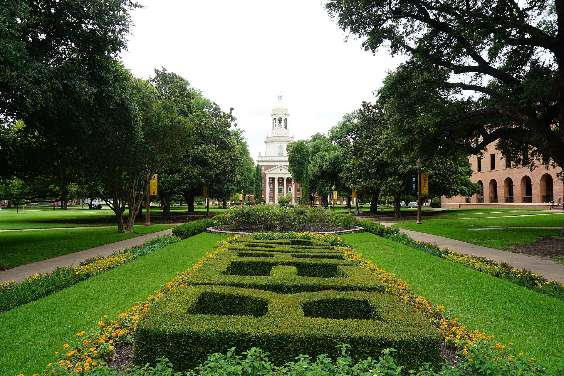 Founders Mall and Pat Neff Hall at Baylor